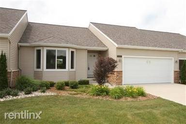 Main picture of 1253 S Village Cir