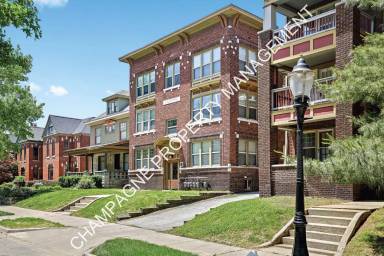 Main picture of 3014 Grand Ave