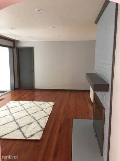 Main picture of 112 Euclid Cir