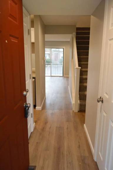 Main picture of 2464 S Burberry Ln