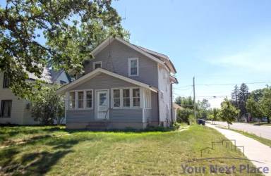 Main picture of 433 5th Ave NE