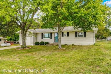 Main picture of 708 N Old Orchard Dr