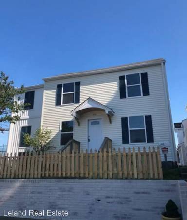 Main picture of 400 33rd St