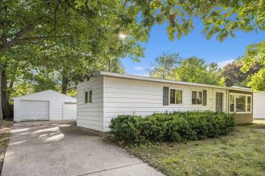 Main picture of 2426 Shasta Dr