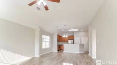 Main picture of 1032 Aviary