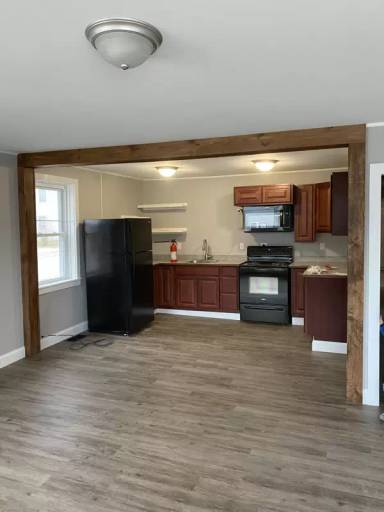 Main picture of 62 Main St