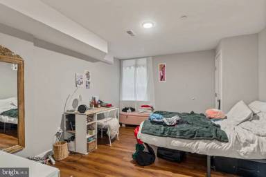 Main picture of 2116 - 2118 N Carlisle St