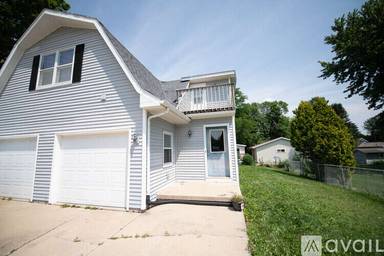 Main picture of 1128 Madison St