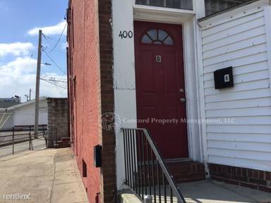 Main picture of 400 N Bouldin St