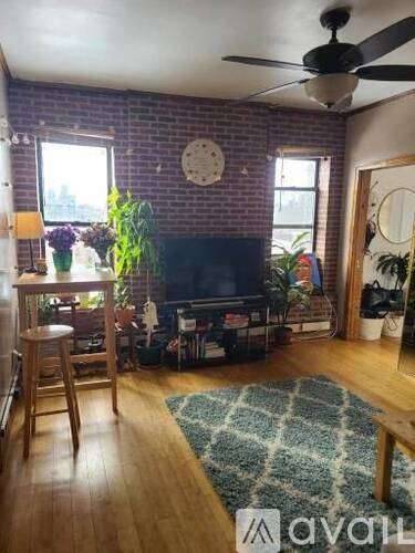 Main picture of 2126 Newtown Ave