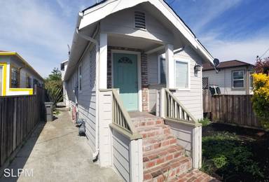 Main picture of 10824 Apricot St