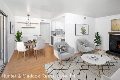 Main picture of 6540 College Grove Dr