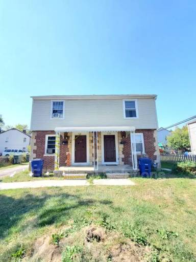 Main picture of 839 S Ogden Ave