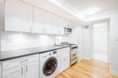 Main picture of 210-220 East 22nd Street
