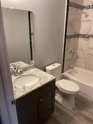 Main picture of Heritage Place Apartments