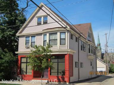 Main picture of 912A E Wright St
