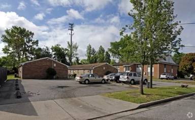 Main picture of Gum Drive Bldg 1