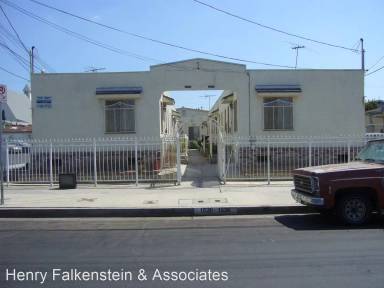 Main picture of 1526 Bay View Ave