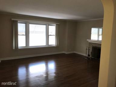 Main picture of 1617 W 83rd St