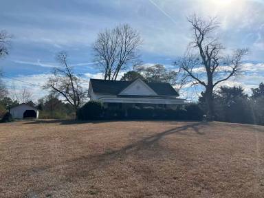 Main picture of 2124 Old Milburnie Rd