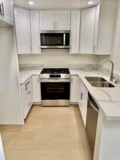 Main picture of 5259 Cartwright Ave