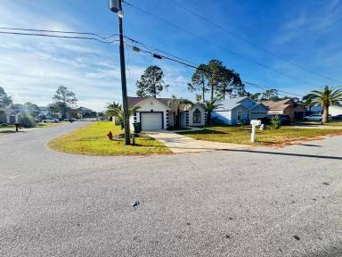 Main picture of 8701 Georgette St