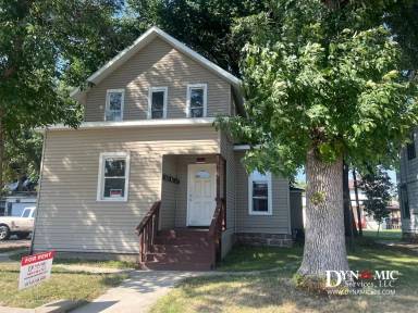 Main picture of 612 W 11th St