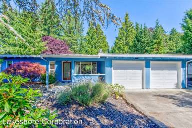 Main picture of 7512 143rd Ave NE