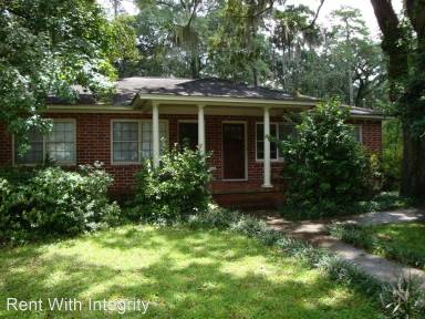 Main picture of 1435 S Meridian St