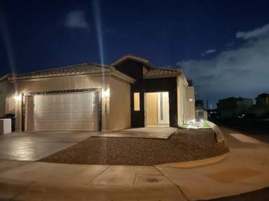 Main picture of 11604 Grotto Bay Ct