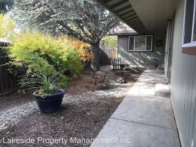 Main picture of 1222 Summers Ln