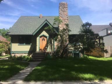 Main picture of 720 1/2 S 6th Ave