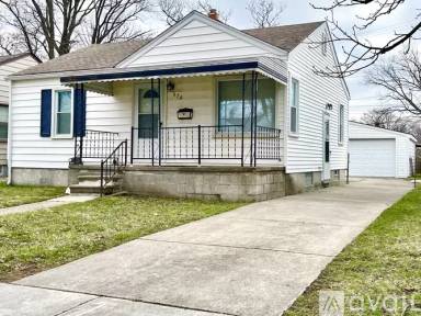 Main picture of 976 E Browning Ave