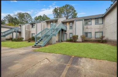 Main picture of Summerwinds Village