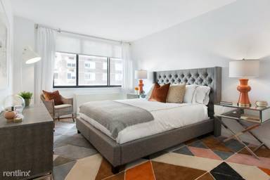 Main picture of 345 E 94