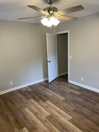 Main picture of 950 Tisdale Cir