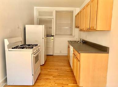 Main picture of 2457 W Logan Blvd