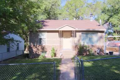 Main picture of 2955 Madison Ave