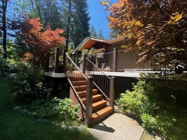 Main picture of 202 N Washington Dr