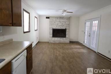 Main picture of 101 1/2 Catherine Ave