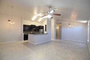 Main picture of 6600 Golden Oak Ln