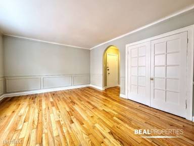 Main picture of 540-48 W Surf St