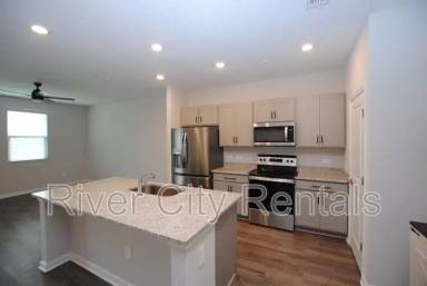 Main picture of 14655 Macadamia Ln