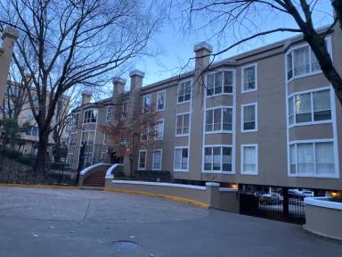 Main picture of 244 13th St NE