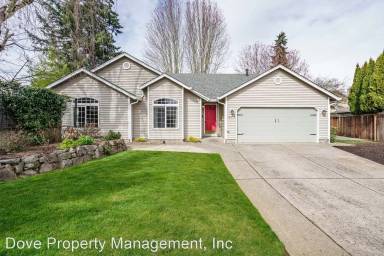 Main picture of 10916 NE 97th Cir