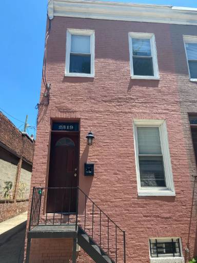 Main picture of 2305 Hunter St