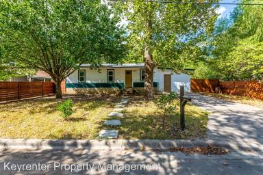 Main picture of 1400 Greenwood Ave