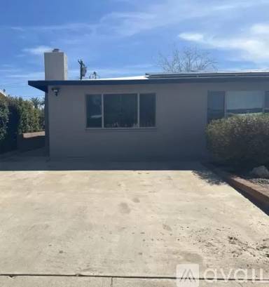 Main picture of 6840 E 39th St