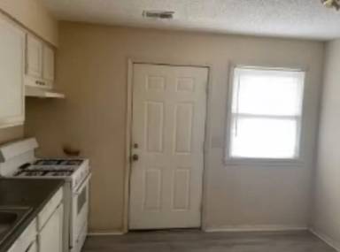 Main picture of 720-726 N 70th St