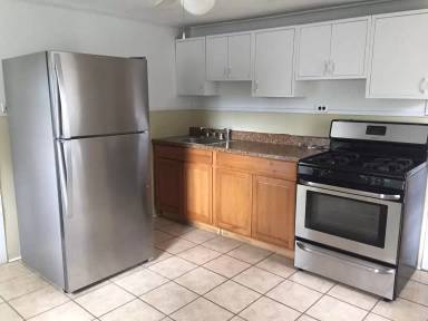 Main picture of 1112 Delaware St